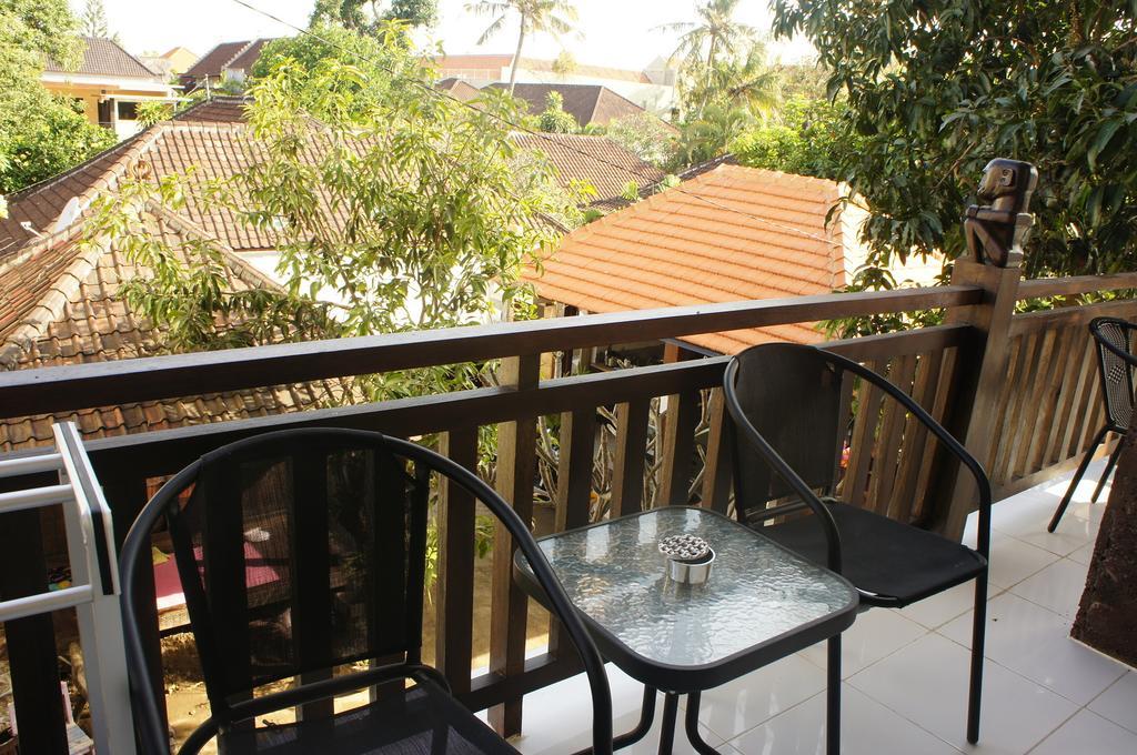 Kubu B'Dauh Homestay Legian Kültér fotó